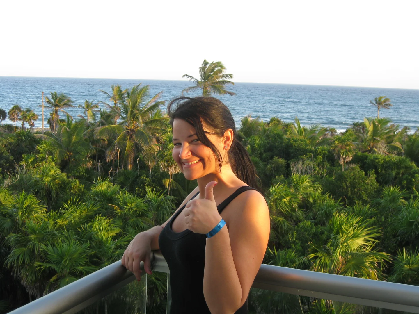 Jenny-Picture-Album-1/004_cancundec2008-04.webp