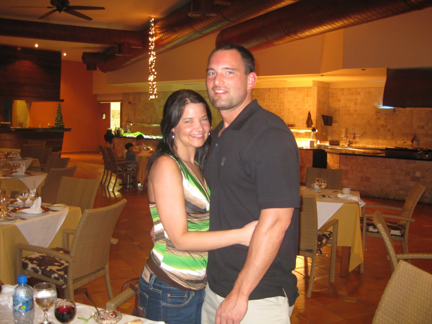 Jenny-Picture-Album-1/010_cancundec2008-10.webp