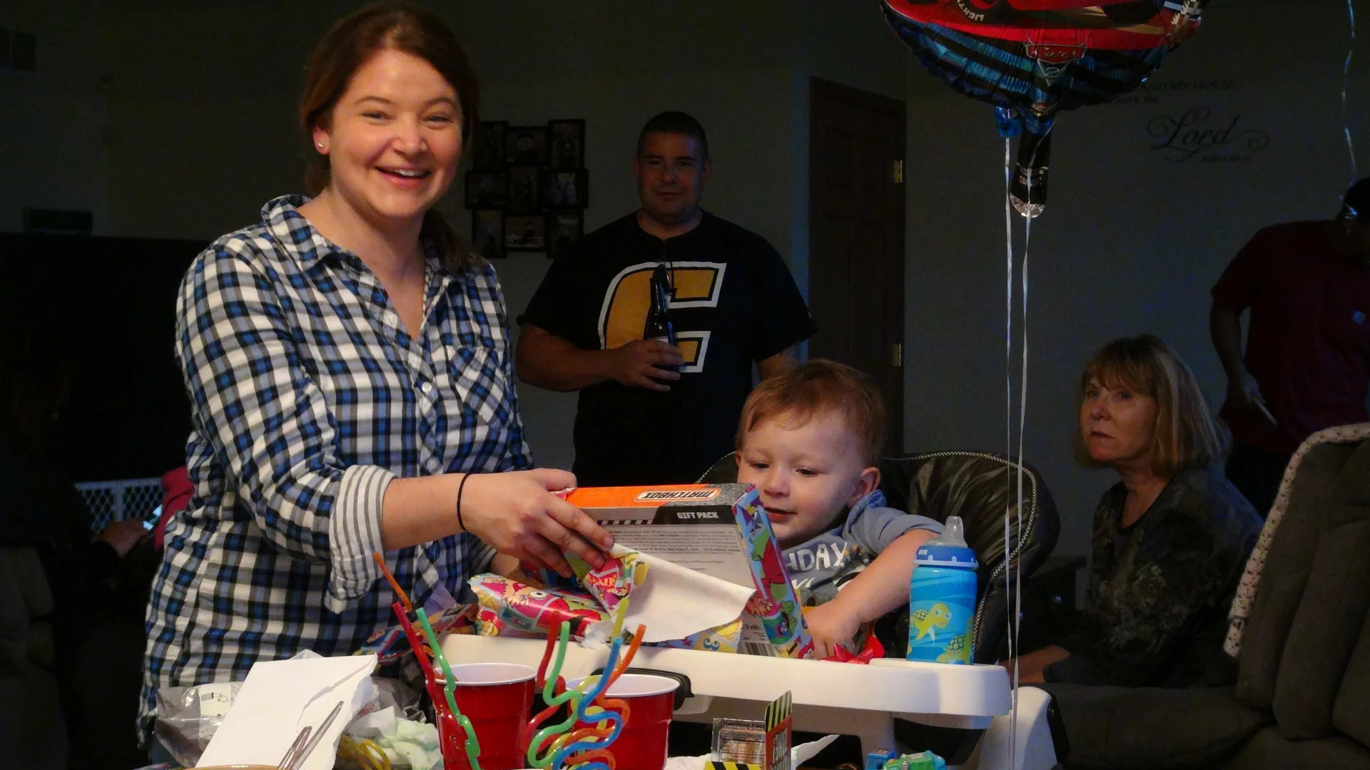 Jenny-Picture-Album-2/061_levibirthday2016-4.webp