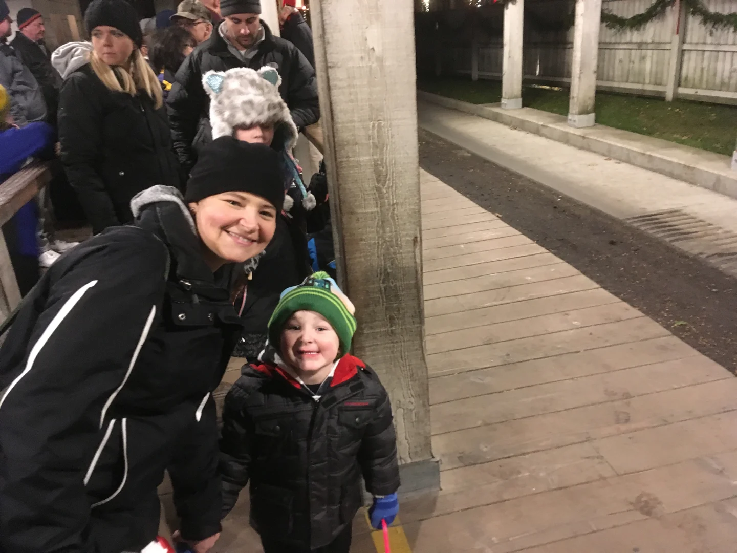 Jenny-Picture-Album-2/096_holidaynights2017-3.webp