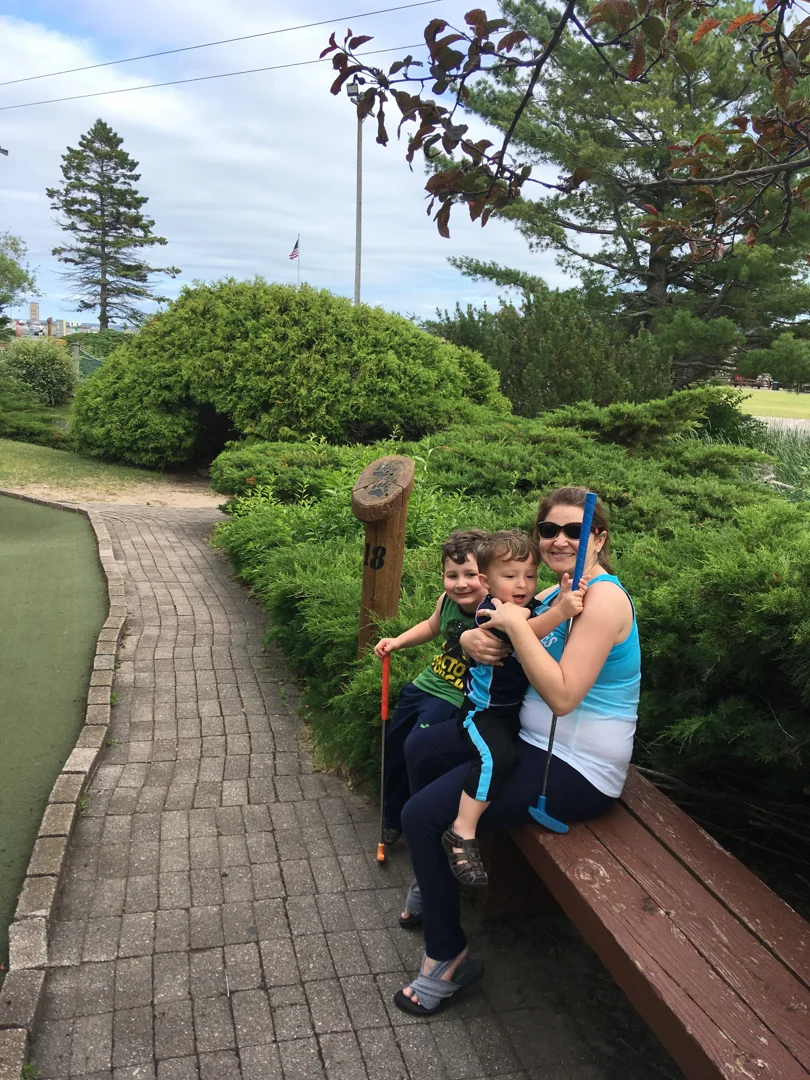 Jenny-Picture-Album-3/056_frankfort2019-02.webp